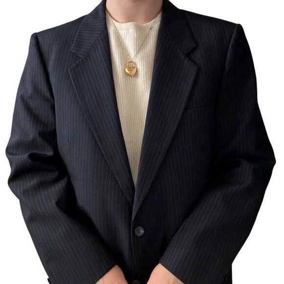 Vintage YSL Yves Saint Laurent Navy Blue Pin Stripe Wool Sport Coat Blazer 42R - Picture 9 of 11